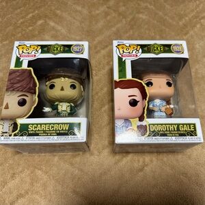 New in Box. Funko Pop! Movies Scarecrow and Dorothy Gale Figures - Set of 2